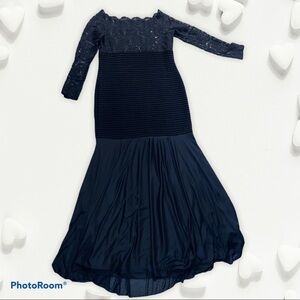 ONYX Ball Dress‎